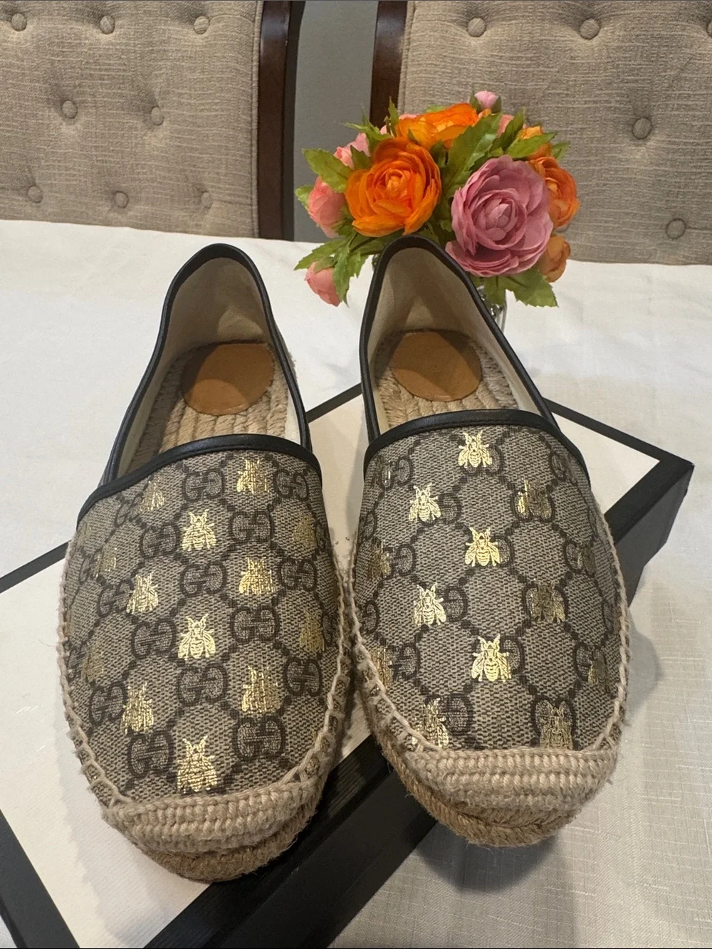 Authentic Gucci GG Supreme Bee Espadrilles